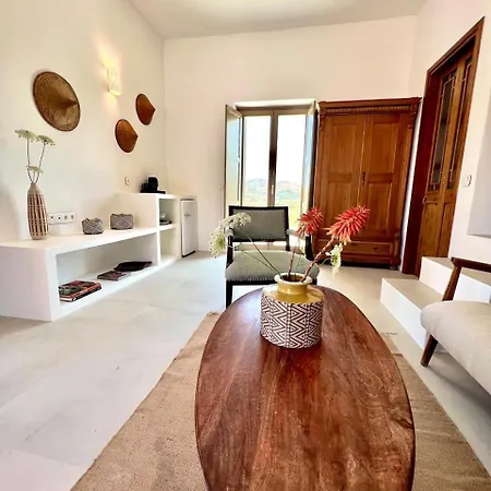Ampelonas Apartment *