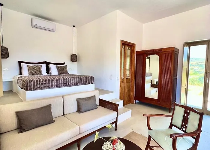 Ampelonas アンティパロス島